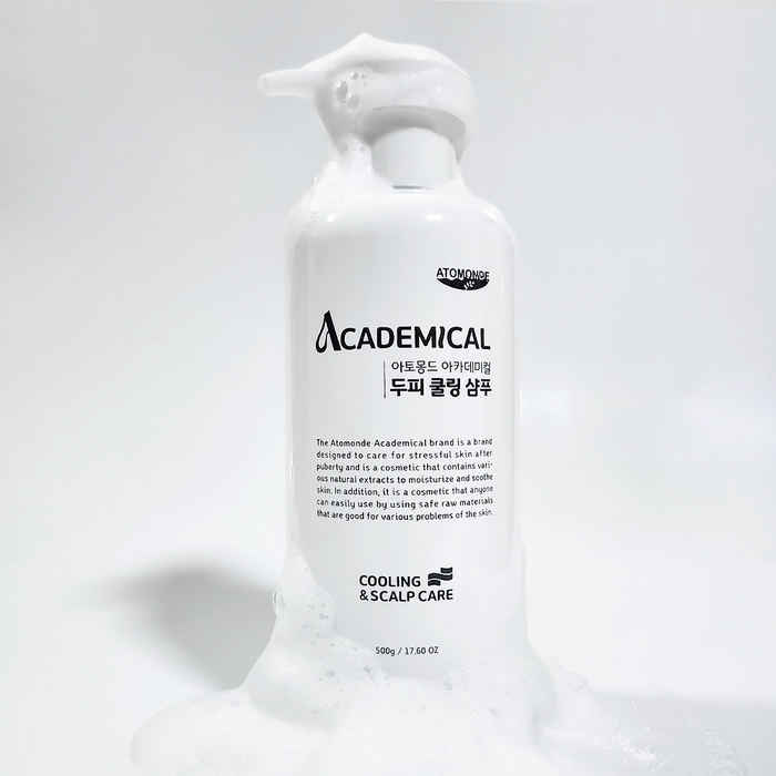 ATOMANDE Academic Scalp Cooling Shampoo 500ml bottle with foam, offering cooling scalp care.