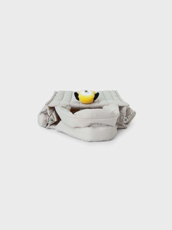 BT21 CHIMMY QUILTED BAG WITH FACE PLUSH BADGE WINTER EDITION