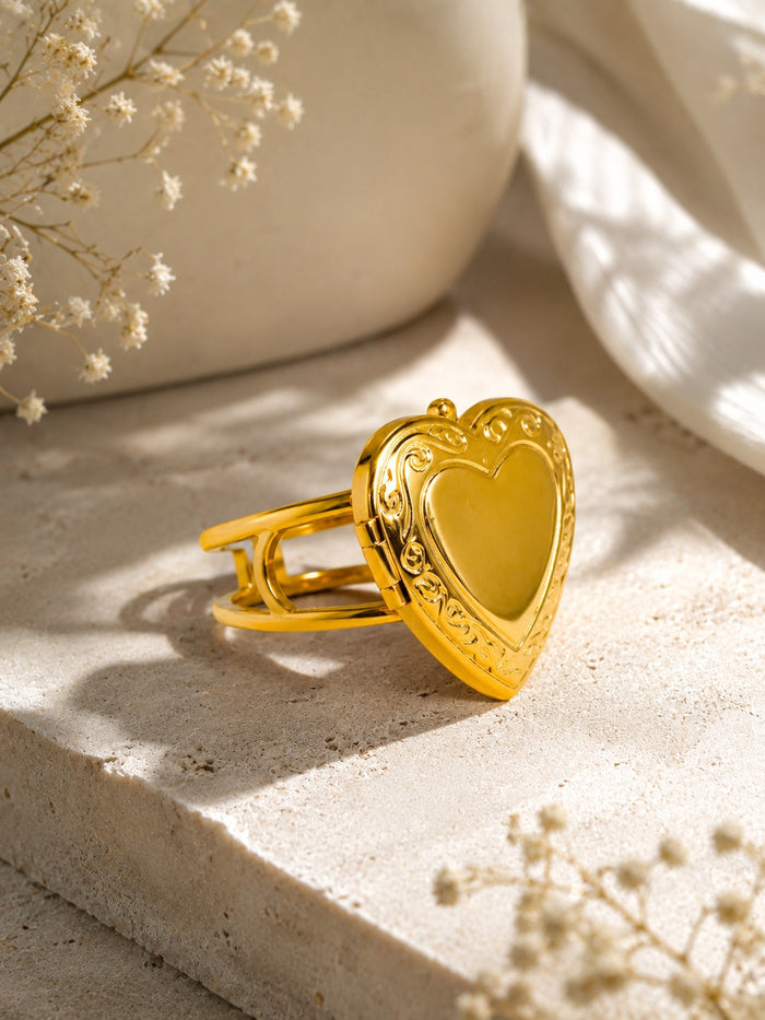 Gold Heart Locket Ring - BELARIC