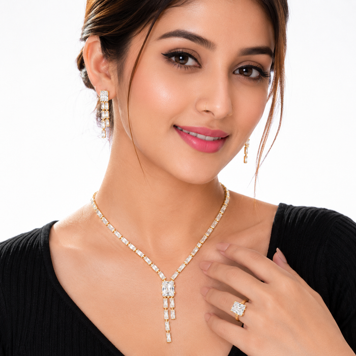 BELARIC gold pearl jewellery set detail