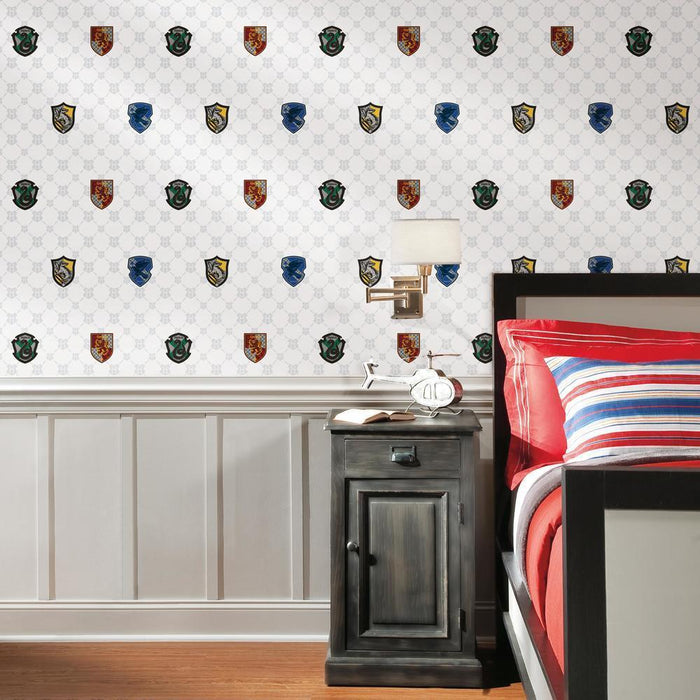 HARRY POTTER HOUSE CREST PEEL & STICK WALLPAPER