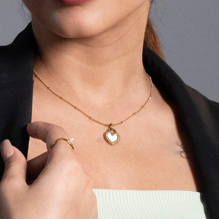 Heart lock necklace detail view - BELARIC