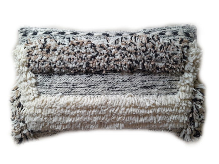 Moroccan Rug Pillow / Cushion Cover - Oukayemden