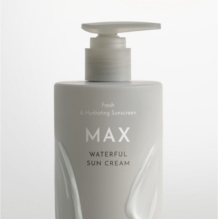 OBGE Max Waterfull Sunscreen 300ml - Gentleman Korea men’s hydrating pump sunscreen bottle, fresh waterful sun cream for gentlemen