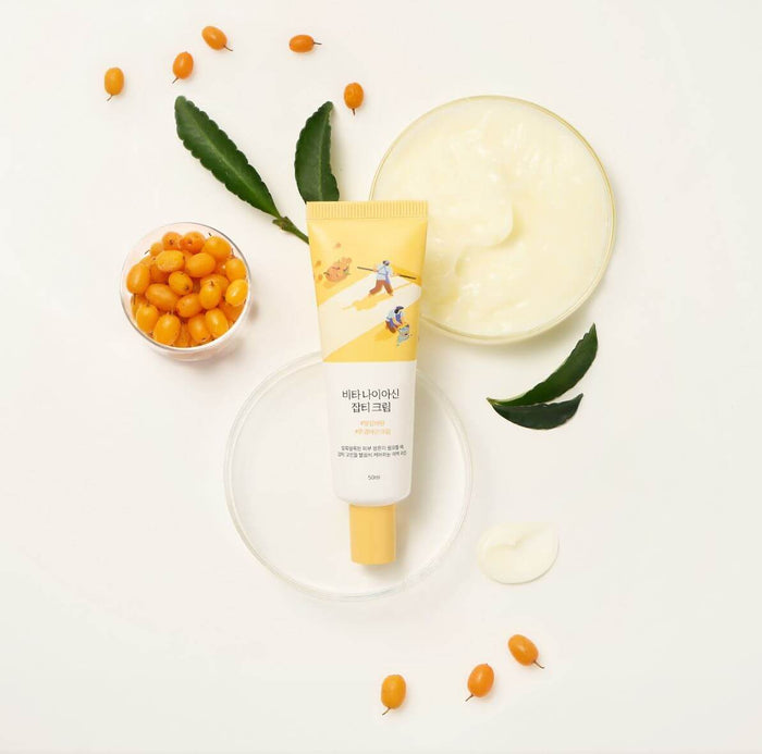 ROUND LAB Vita Niacin Spot Cream 50ml with natural ingredients and rich texture displayed on white background
