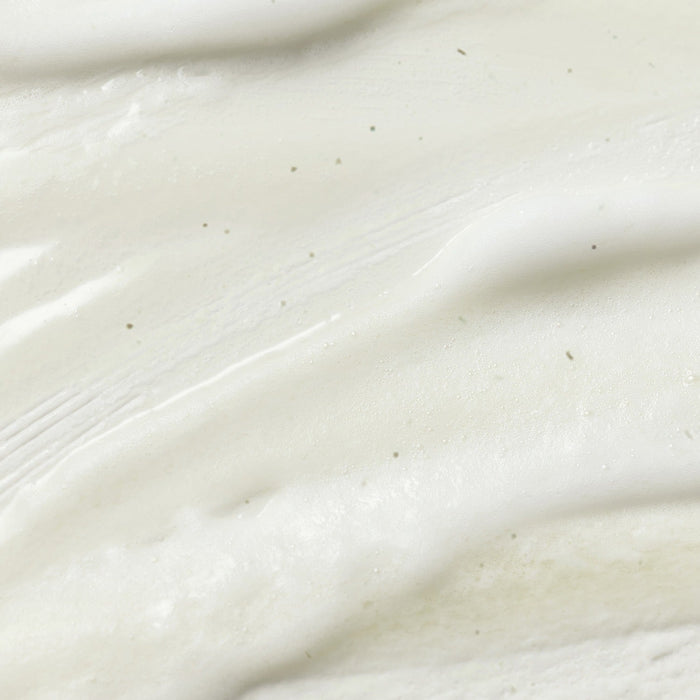 Texture of SOME BY MI Super Matcha Pore Clean Cleansing Gel 100ml showcasing its smooth, creamy consistency and cleansing power.