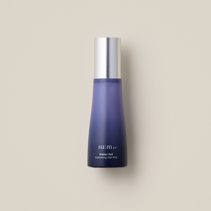 Image of SU:M37 Water-full hydrating gel mist (Set) bottle against beige background