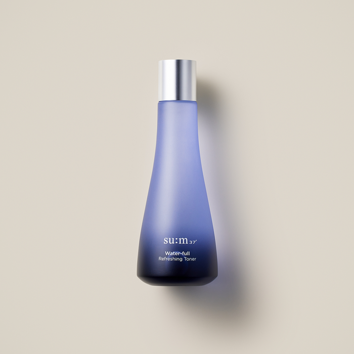 SU:M37 Water-full refreshing toner 170ml bottle on a neutral background, featuring skincare product design and packaging.